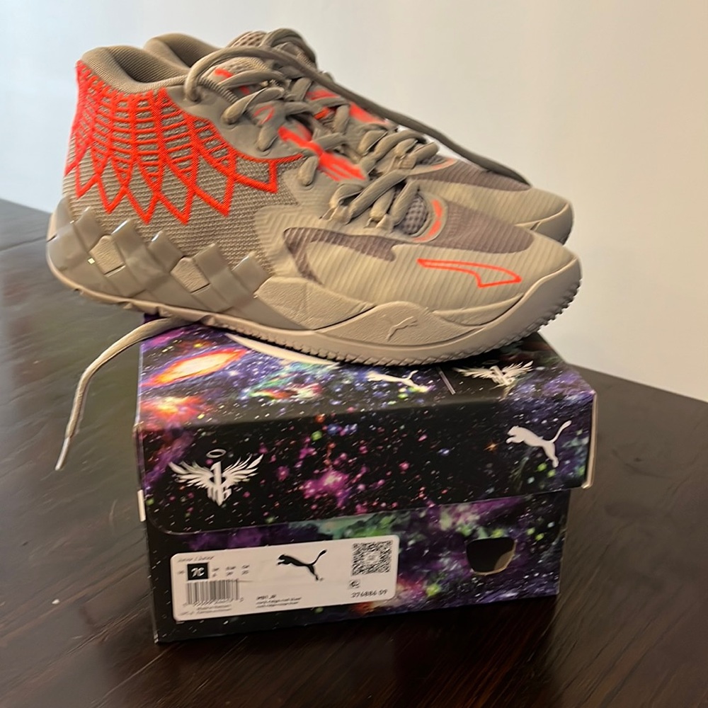 MB1 JR size 7